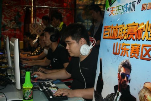 尽管在人事 尽管在人事