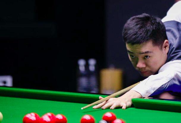 更是一个球 更是一个球