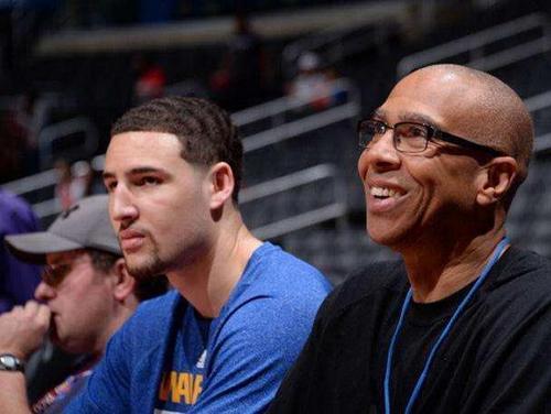 球尾劲更足 球尾劲更足